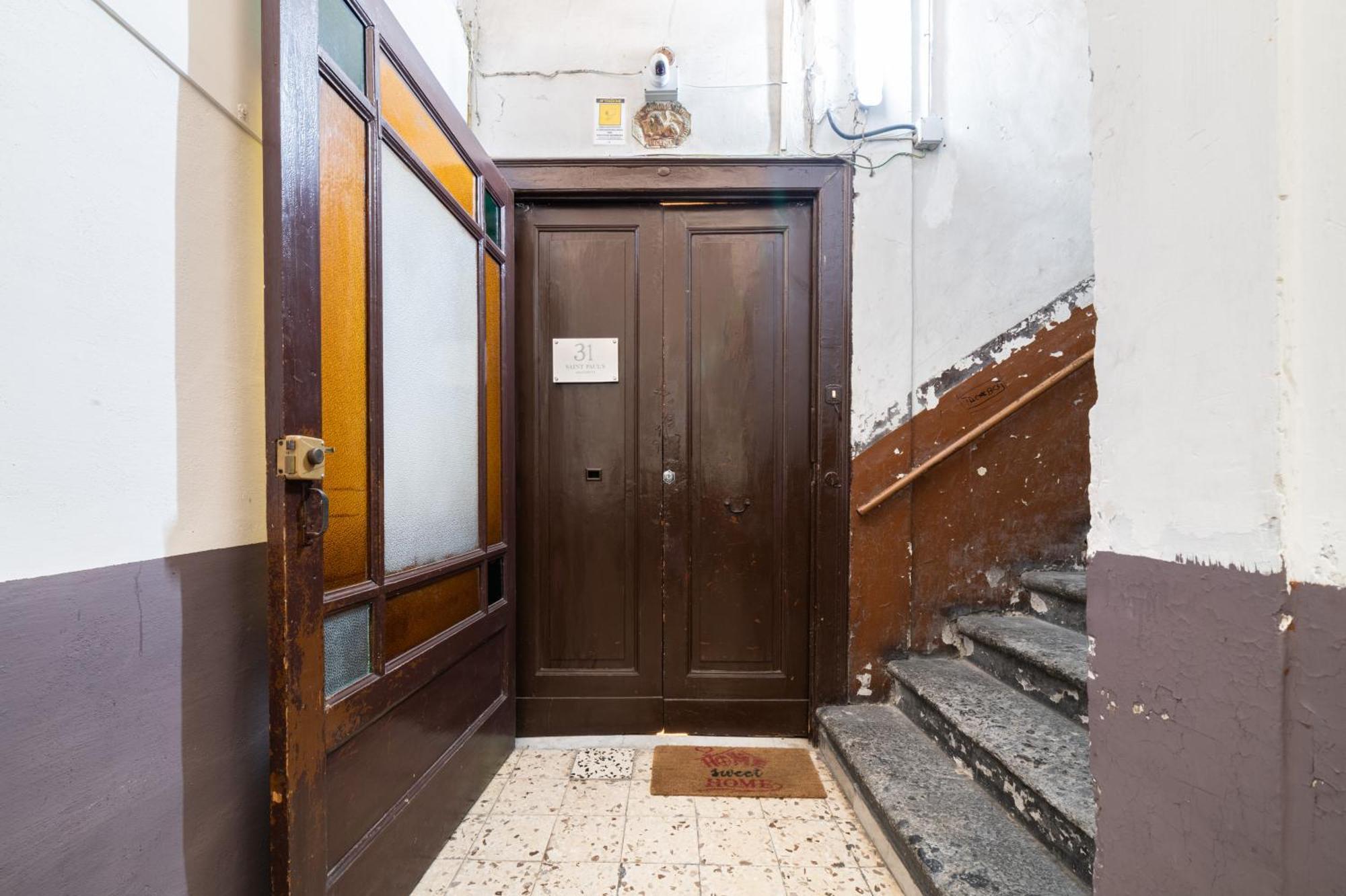 31 Saint Paul'S Apartment By Domusextra Napels Buitenkant foto